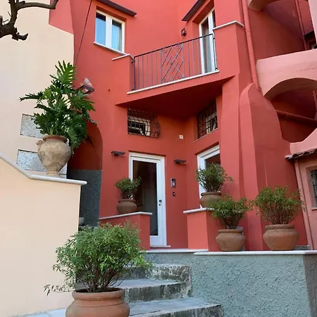Dimora Del Leone فندق مبيت وإفطار