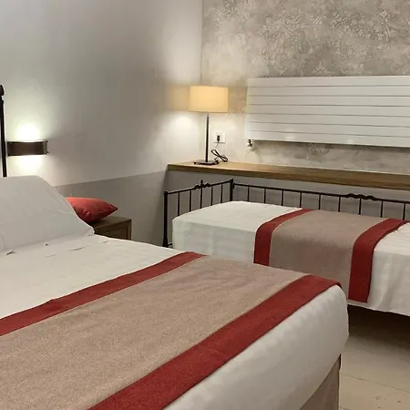 Alojamento de Acomodação e Pequeno-almoço Dimora Del Leone Gaeta