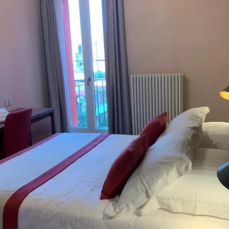 Dimora Del Leone Couette-café Gaète