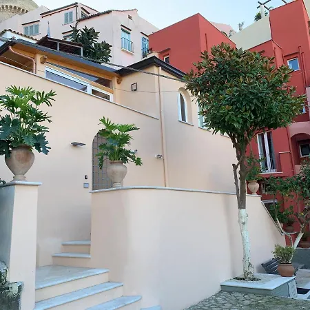 Dimora Del Leone 4* Gaète